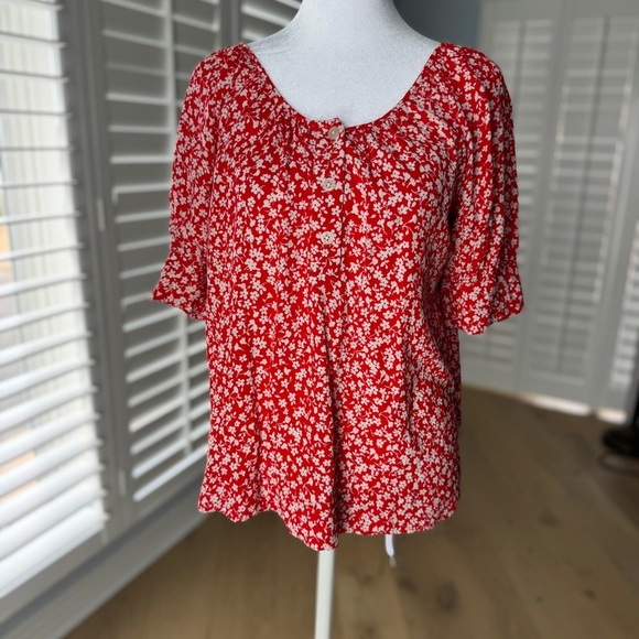 J Crew Red Floral Short Sleeve Blouse Size Small - Picture 6 of 9